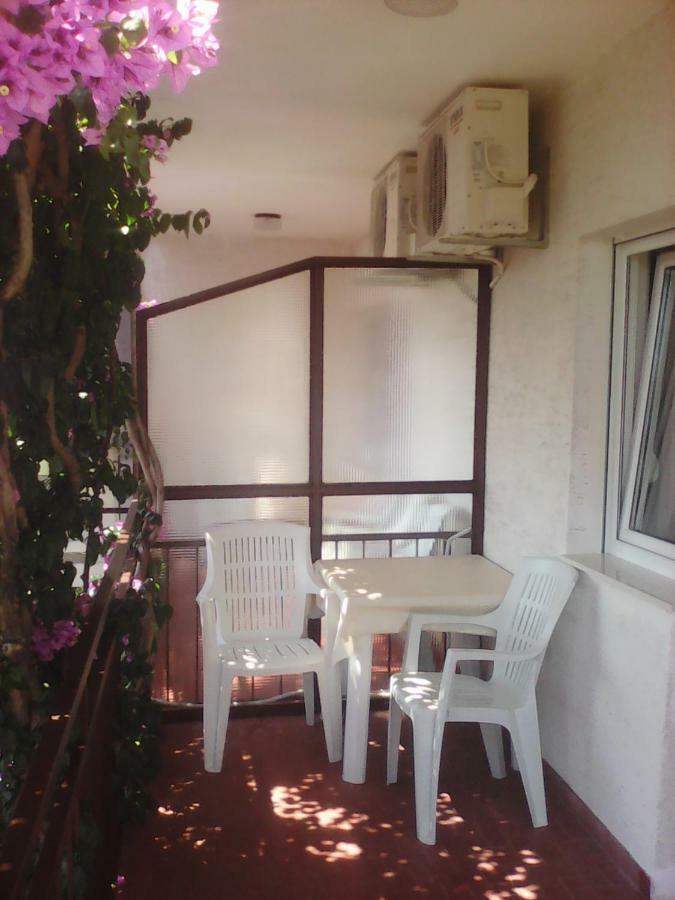 Apartmani Ivona Podgora Exterior photo